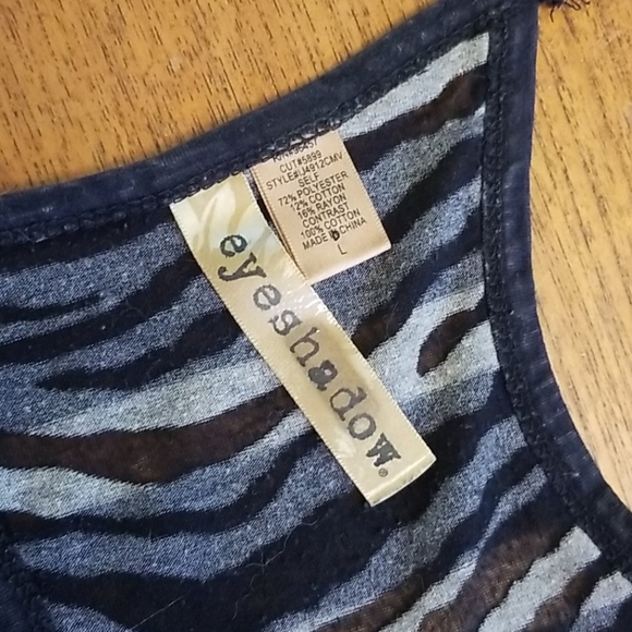 Zebra print top - Picture 3 of 5